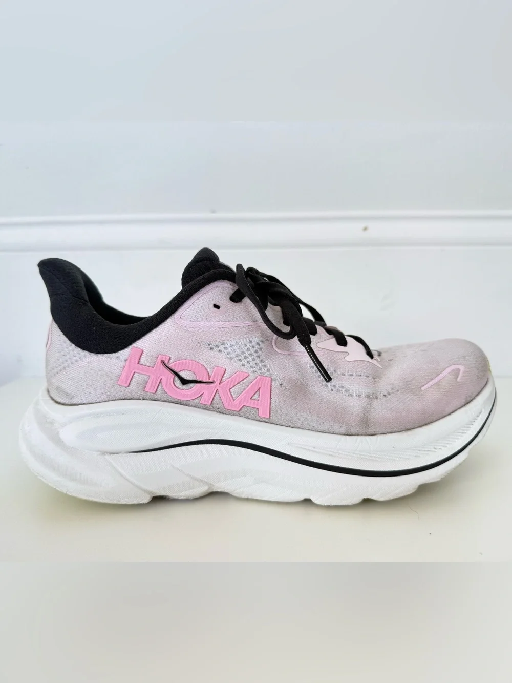 Hoka Clifton 10 Women's Pale Pink and Black Running Sneakers